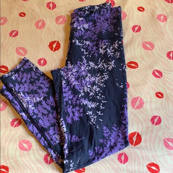 Aerie Purple Floral Leggings 